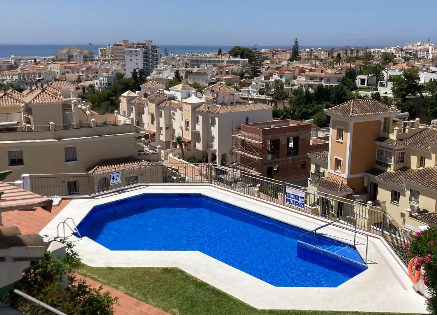 Lägenhet Shr061 Apartamento Con Piscina Cerca De La Playa Nerja
