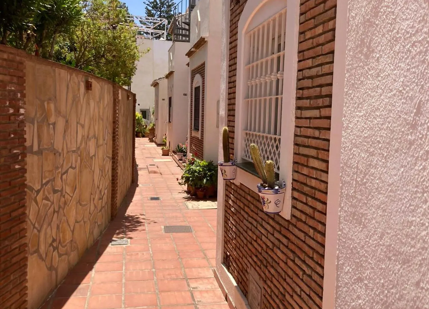 Shr061 Apartamento Con Piscina Cerca De La Playa Nerja Lägenhet