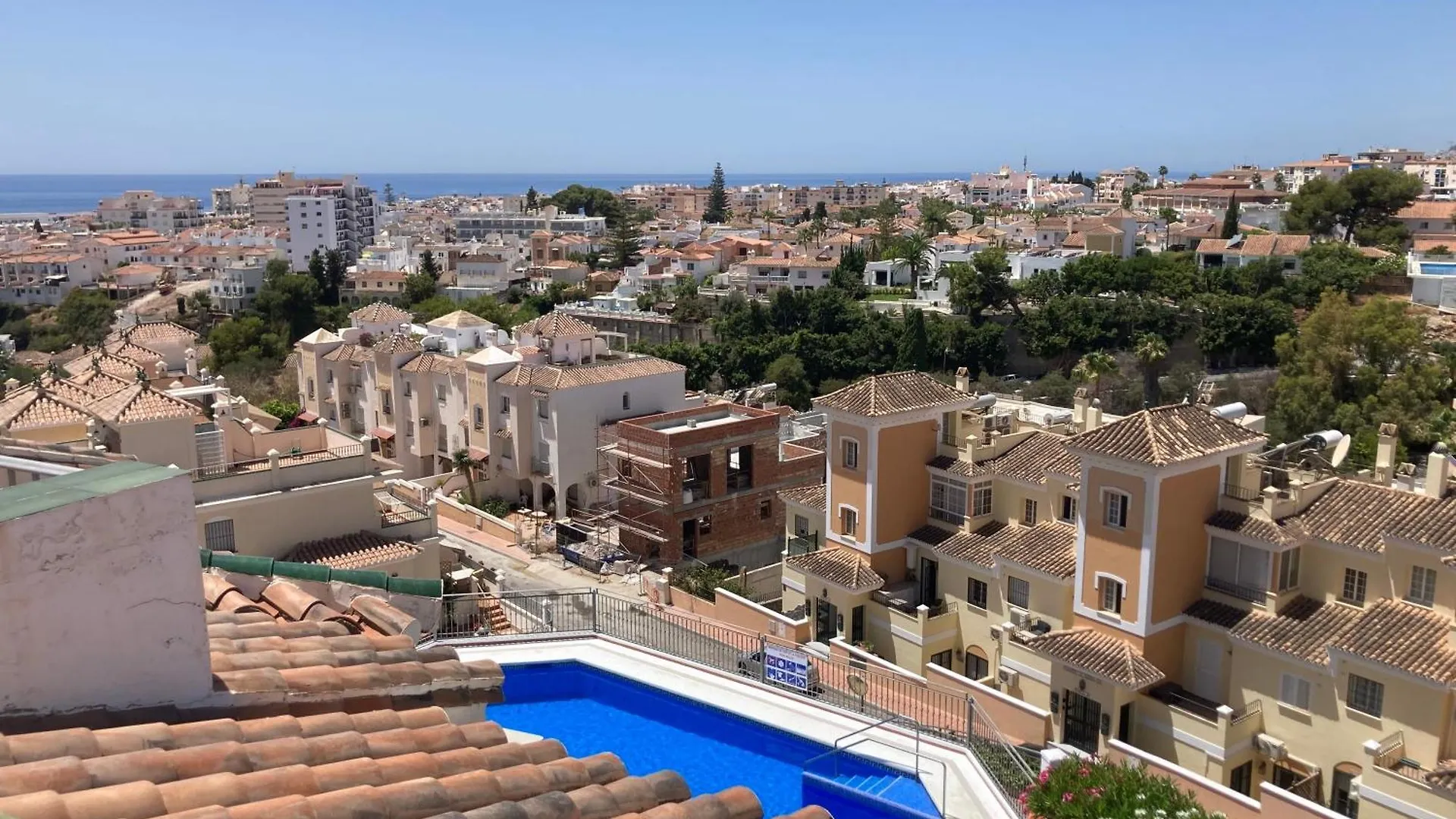 Shr061 Apartamento Con Piscina Cerca De La Playa Nerja Spain